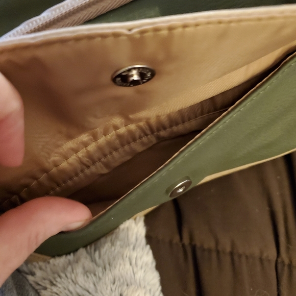 Purse - Picture 4 of 9